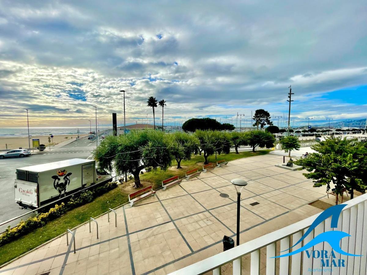 Apartaments Voramar 2 Cambrils Bagian luar foto
