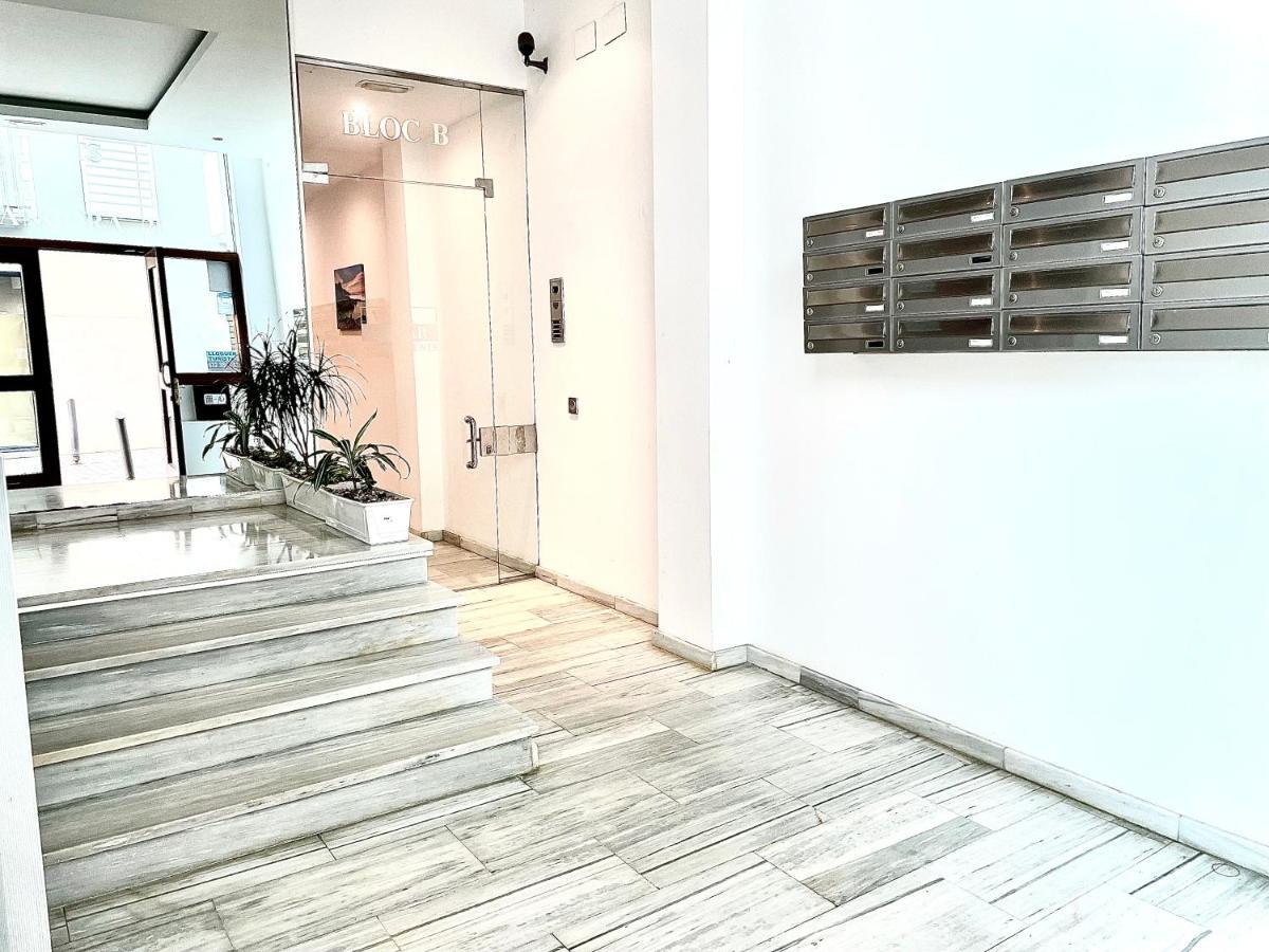 Apartaments Voramar 2 Cambrils Bagian luar foto